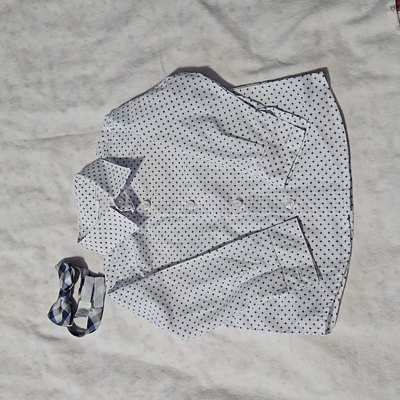 Suit - Picture 5 of 5